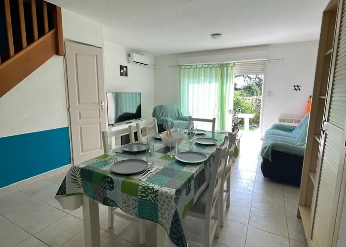 Melody Duplex Climatisée Piscine Appartement Santa-Maria-Poggio (Corsica)